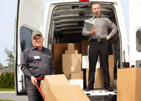 Short-term storage facility in Westcombepark for moving and temporary needs