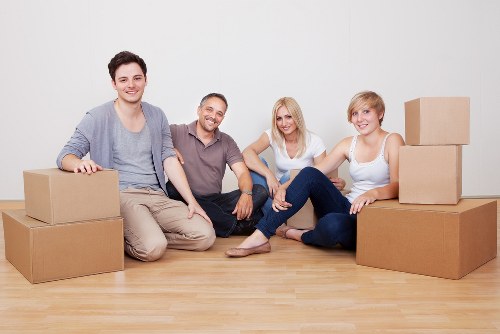 Secure temporary storage units in Westcombepark for household items