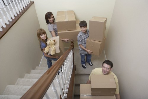 Flexible storage units for Westcombepark relocation and renovation needs